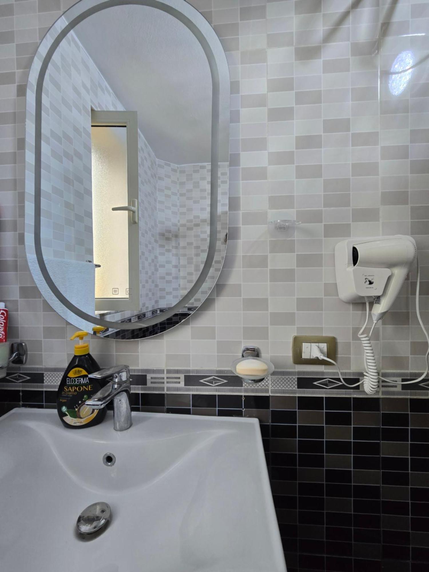 Ideal Home Shkoder Ngoại thất bức ảnh
